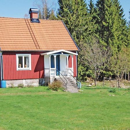 3 Bedroom Amazing Home In Lnsboda Falsehult Zewnętrze zdjęcie