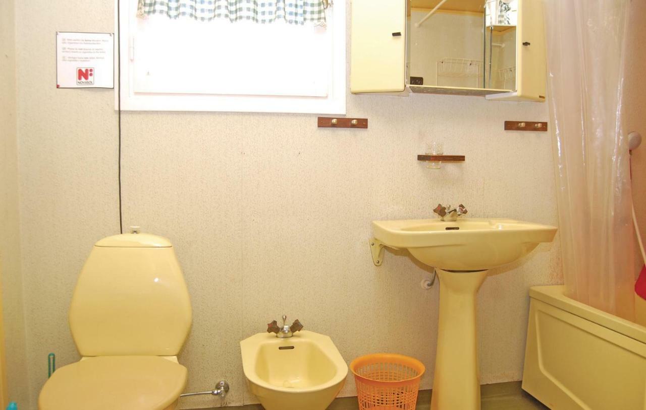 3 Bedroom Amazing Home In Lnsboda Falsehult Zewnętrze zdjęcie